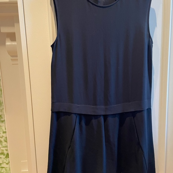 Aritzia T. Babaton Reece Black Silk Crepe Drop Waist Dress Size 10 - Picture 3 of 4